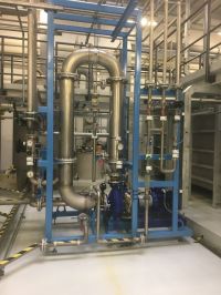 ���̰���